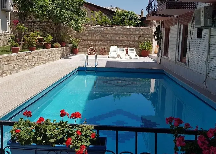 Sezgin Boutique