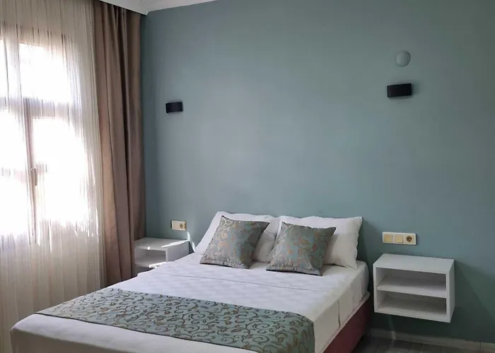Отель Sezgin Boutique Кушадасы