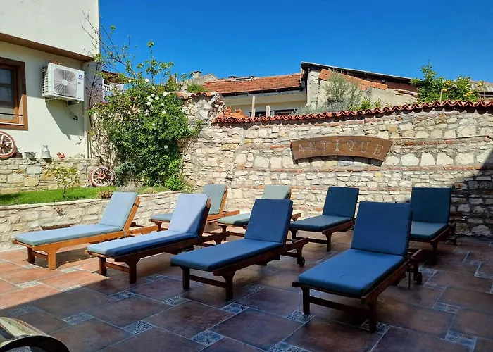 Otel Sezgin Boutique Kuşadası